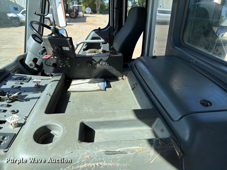 image for item FT7556 2007 American Lafrance Condor refuse truck