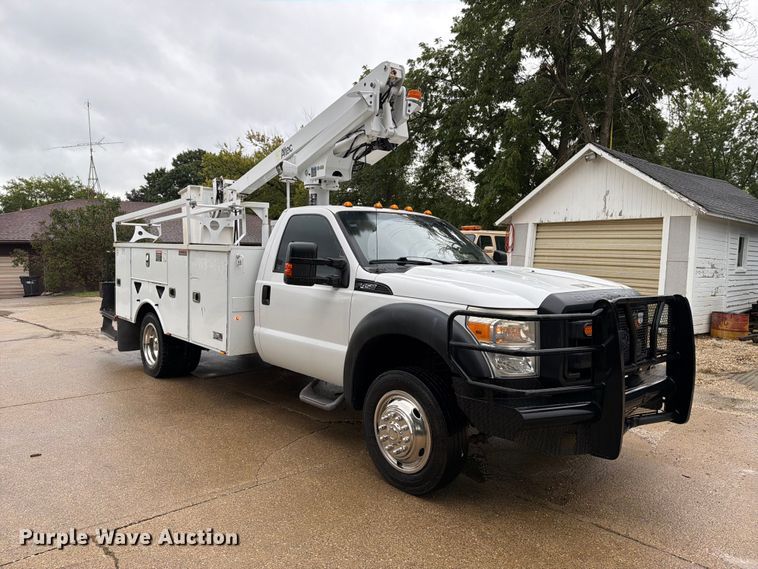 image for item FT8101 2015 Ford F450 Super Duty bucket truck