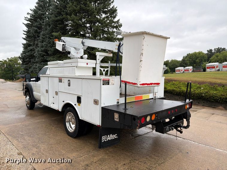 image for item FT8101 2015 Ford F450 Super Duty bucket truck