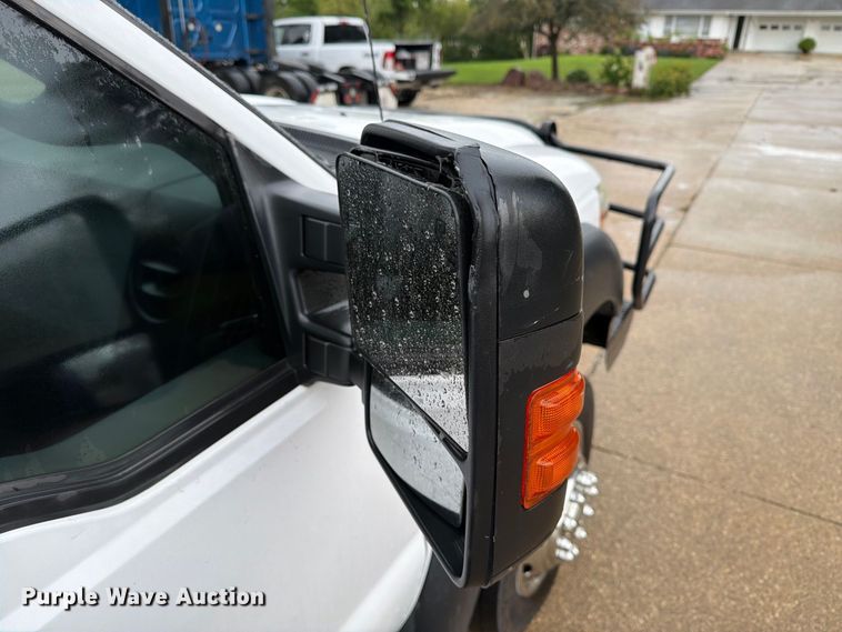 image for item FT8101 2015 Ford F450 Super Duty bucket truck