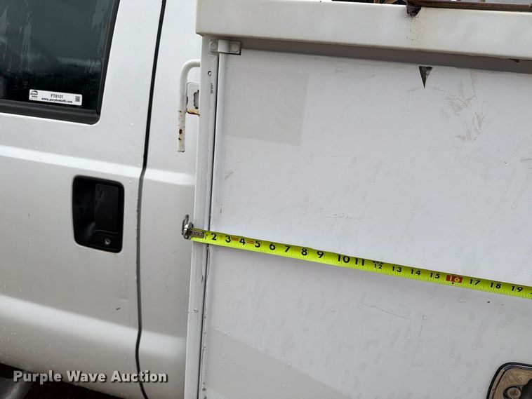 image for item FT8101 2015 Ford F450 Super Duty bucket truck