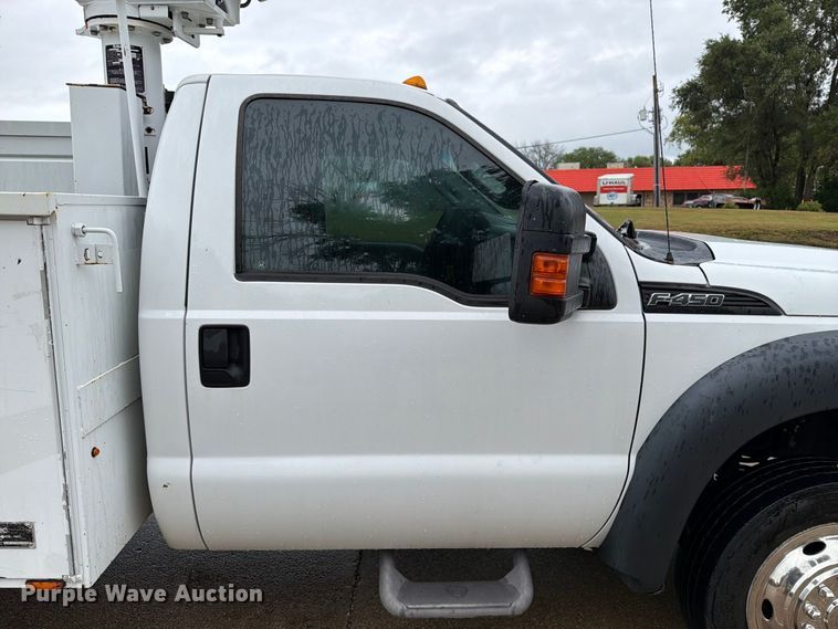 image for item FT8101 2015 Ford F450 Super Duty bucket truck