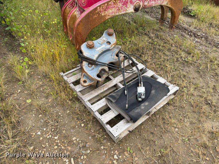 image for item FT8140 JRB coupler