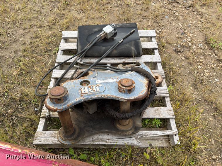 image for item FT8140 JRB coupler