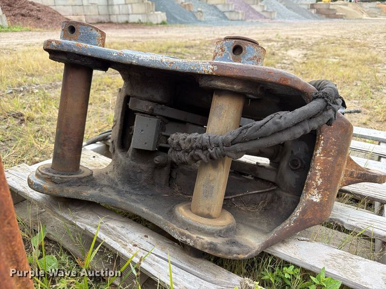image for item FT8140 JRB coupler