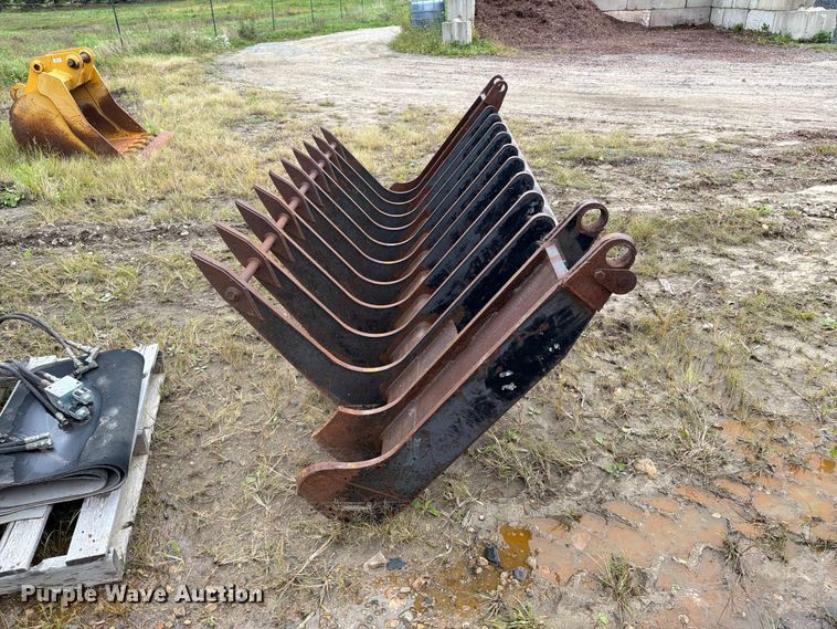image for item FT8141 Wheel loader rock bucket