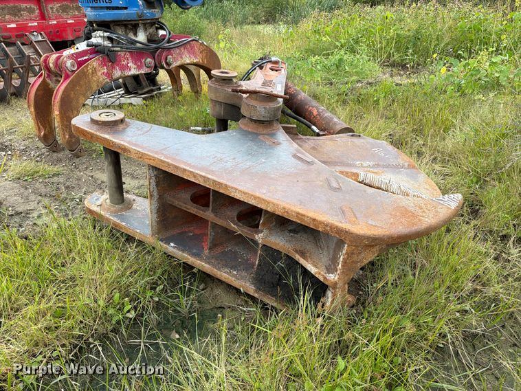 image for item FT8144 Morbark M60 excavator debris shear