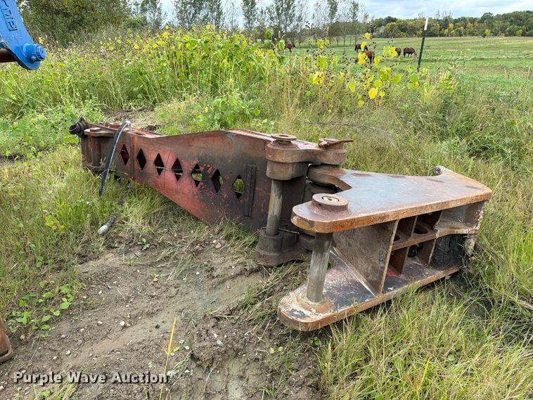 image for item FT8144 Morbark M60 excavator debris shear