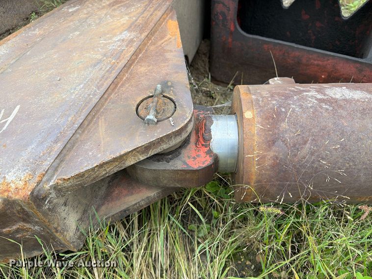 image for item FT8144 Morbark M60 excavator debris shear