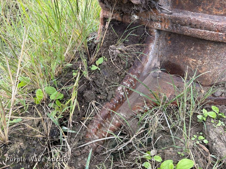 image for item FT8144 Morbark M60 excavator debris shear