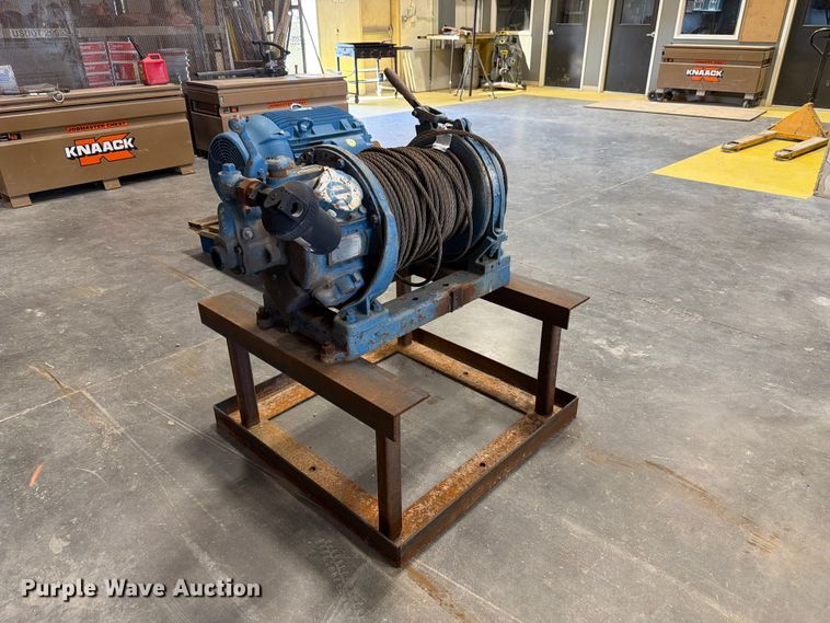 image for item FU0547 Ingersoll Rand Industrial winch