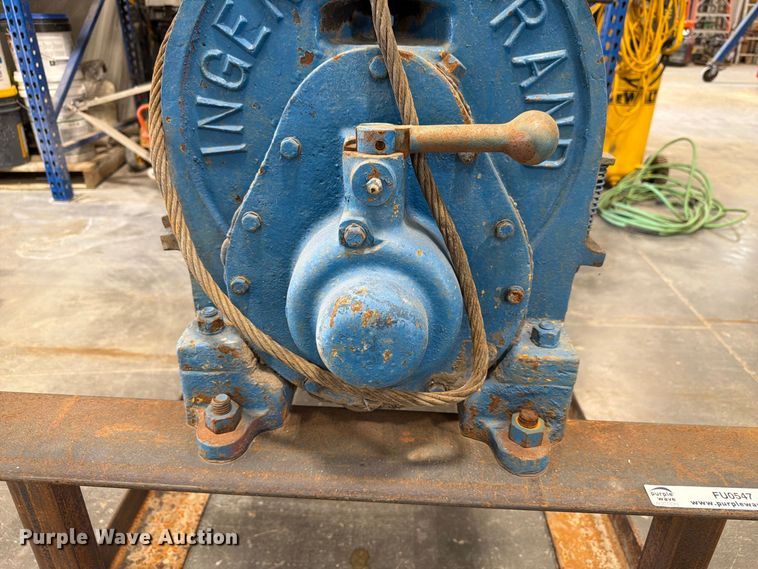 image for item FU0547 Ingersoll Rand Industrial winch