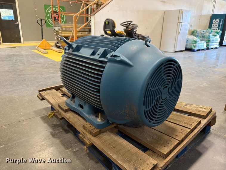 image for item FU0548 2022 WEG 12518ET3E444T-W22 Electric motor