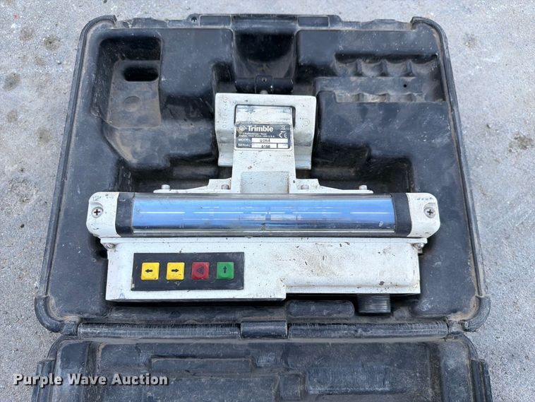 image for item FU0552 2006 Somero Copperhead XD 2.0 laser screed