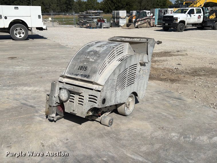 image for item FU0553 2005 Soff-Cut GX-4200 concrete saw