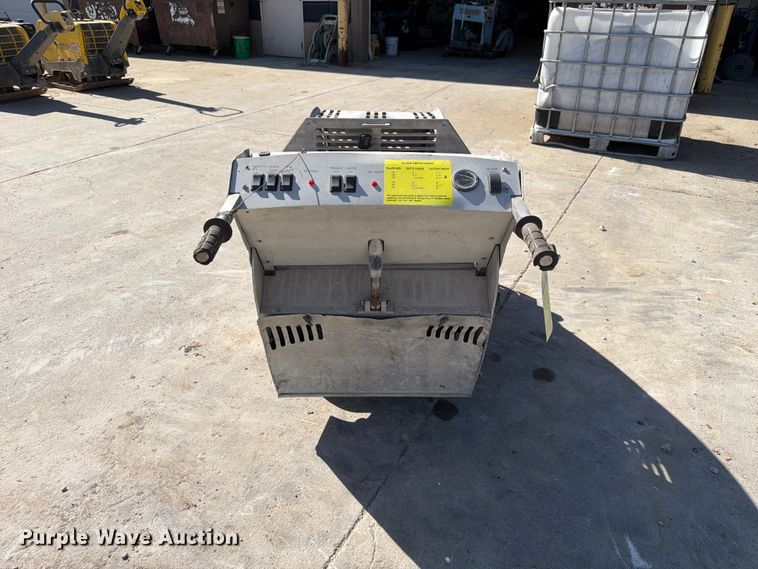 image for item FU0553 2005 Soff-Cut GX-4200 concrete saw