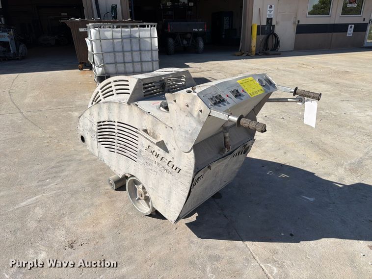 image for item FU0553 2005 Soff-Cut GX-4200 concrete saw