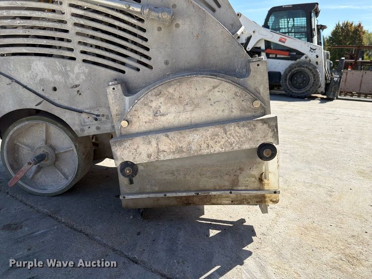 image for item FU0553 2005 Soff-Cut GX-4200 concrete saw