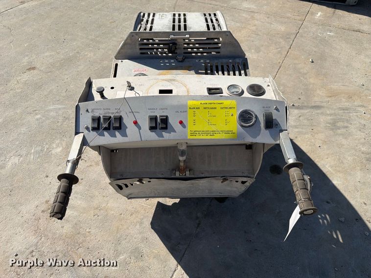 image for item FU0553 2005 Soff-Cut GX-4200 concrete saw