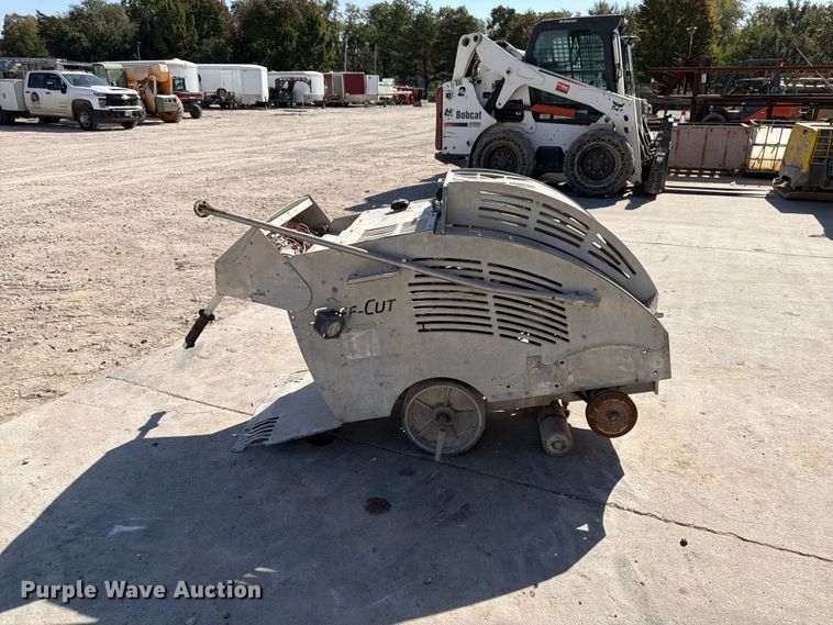 image for item FU0554 Soff-Cut GX-4200 concrete saw