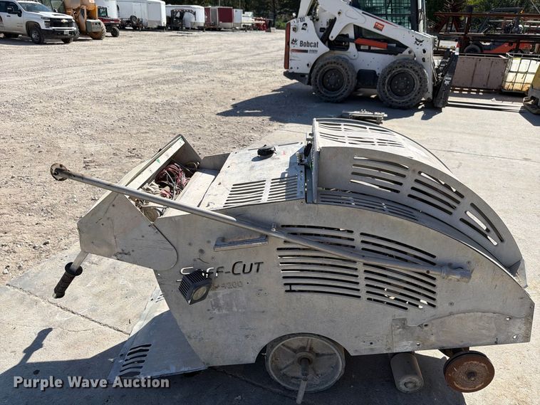 image for item FU0554 Soff-Cut GX-4200 concrete saw