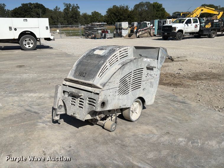image for item FU0565 2005 Soff-Cut GX-4200 concrete saw