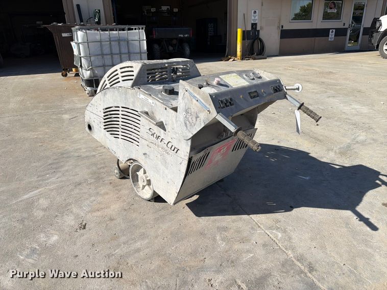 image for item FU0565 2005 Soff-Cut GX-4200 concrete saw