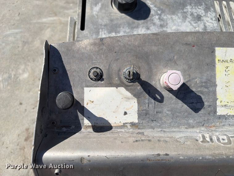 image for item FU0565 2005 Soff-Cut GX-4200 concrete saw