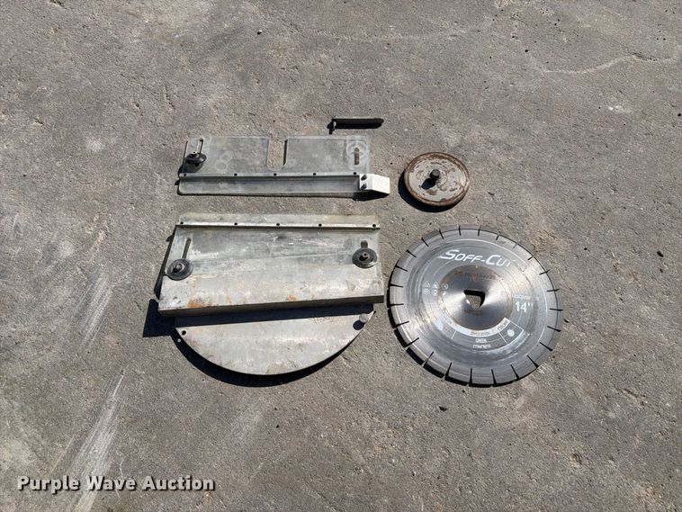image for item FU0565 2005 Soff-Cut GX-4200 concrete saw