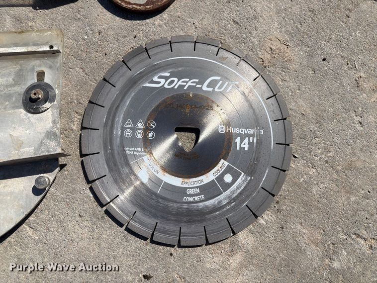 image for item FU0565 2005 Soff-Cut GX-4200 concrete saw