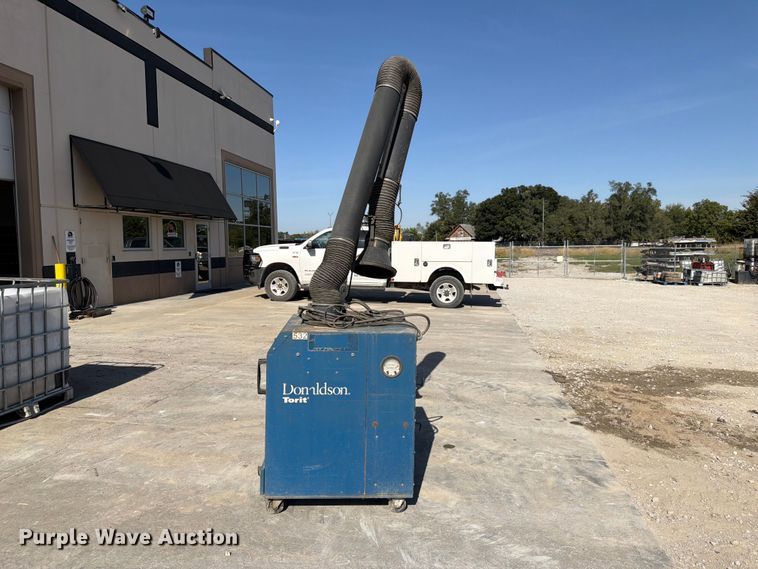 image for item FU0566 Donaldson EZ Trunk dust collector