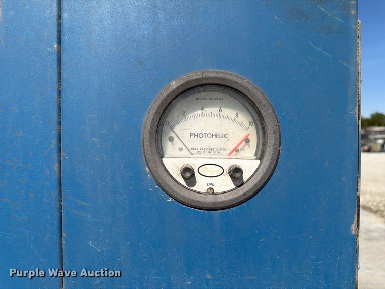 image for item FU0566 Donaldson EZ Trunk dust collector