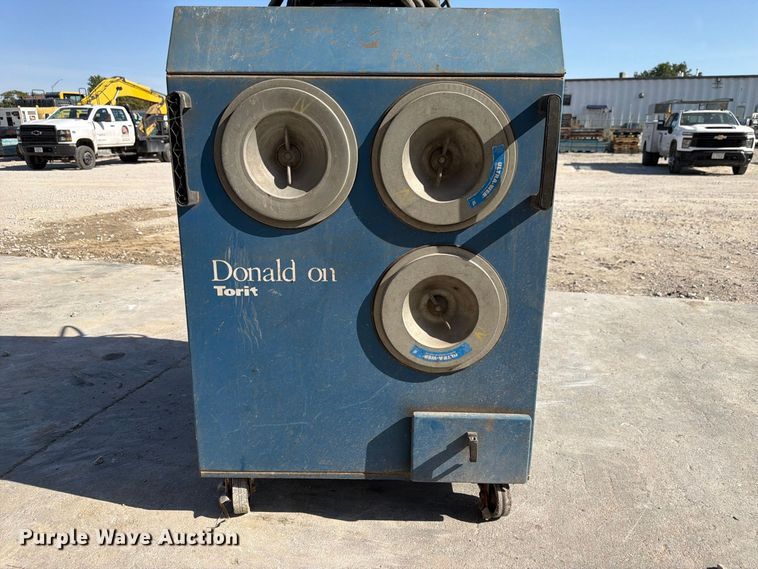 image for item FU0566 Donaldson EZ Trunk dust collector