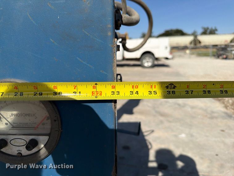 image for item FU0566 Donaldson EZ Trunk dust collector