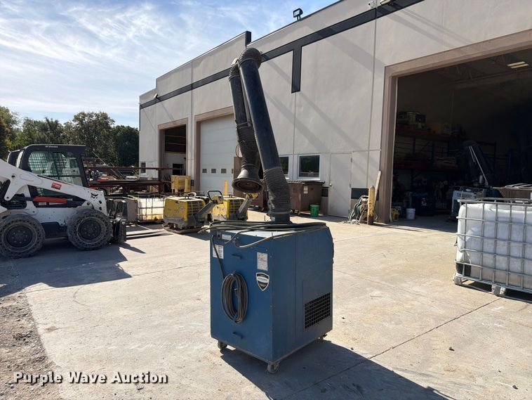 image for item FU0567 Donaldson EZ Trunk dust collector