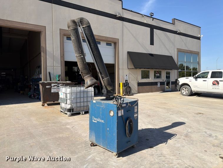image for item FU0567 Donaldson EZ Trunk dust collector