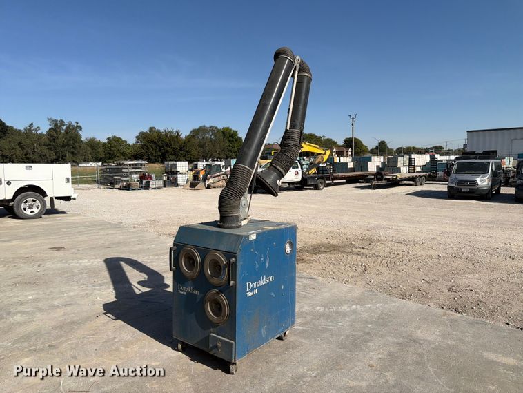 image for item FU0568 Donaldson EZ Trunk dust collector