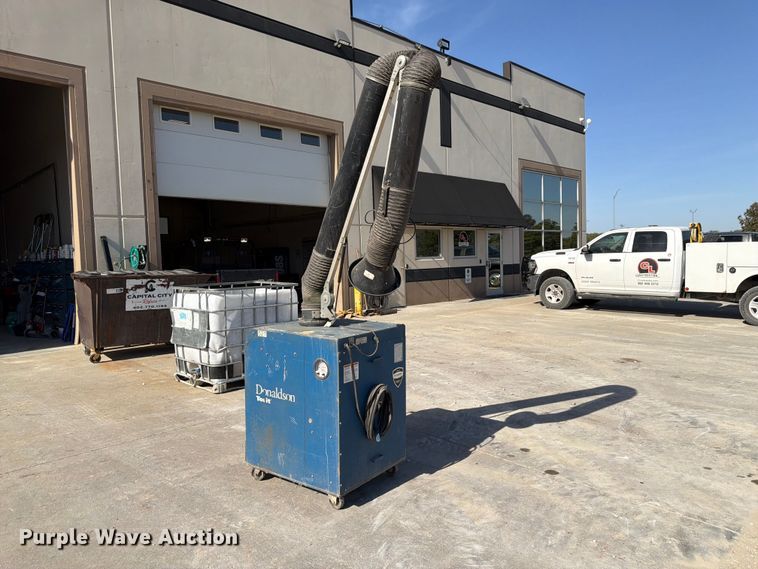 image for item FU0568 Donaldson EZ Trunk dust collector