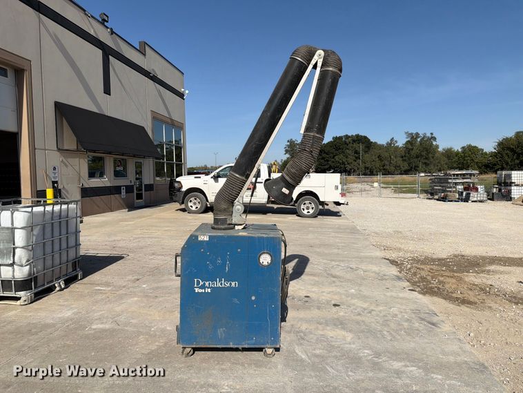 image for item FU0568 Donaldson EZ Trunk dust collector