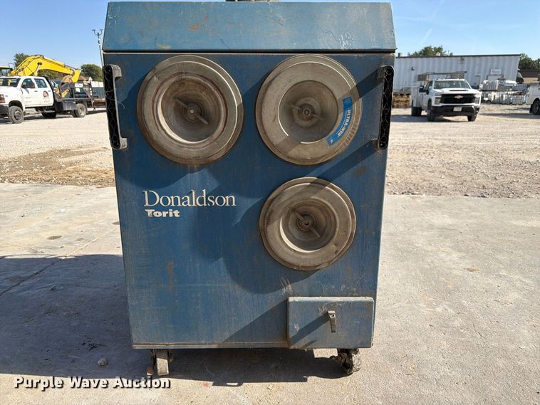 image for item FU0568 Donaldson EZ Trunk dust collector