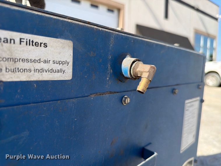 image for item FU0568 Donaldson EZ Trunk dust collector