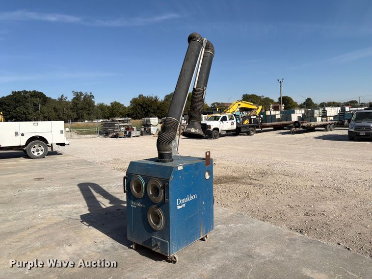 image for item FU0569 Donaldson EZ Trunk dust collector