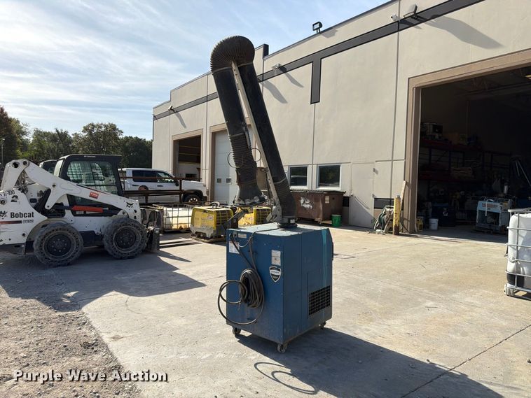 image for item FU0569 Donaldson EZ Trunk dust collector