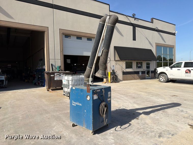 image for item FU0569 Donaldson EZ Trunk dust collector