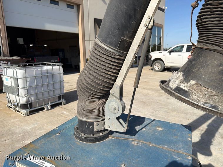 image for item FU0569 Donaldson EZ Trunk dust collector