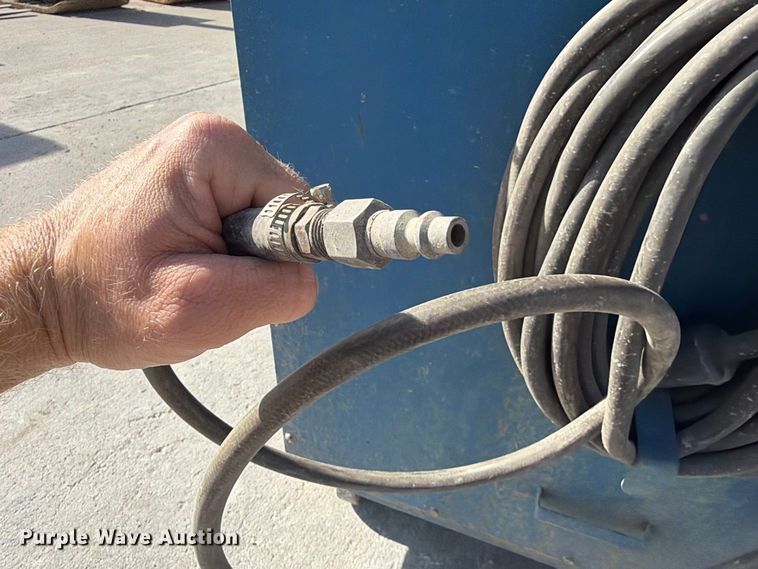 image for item FU0569 Donaldson EZ Trunk dust collector