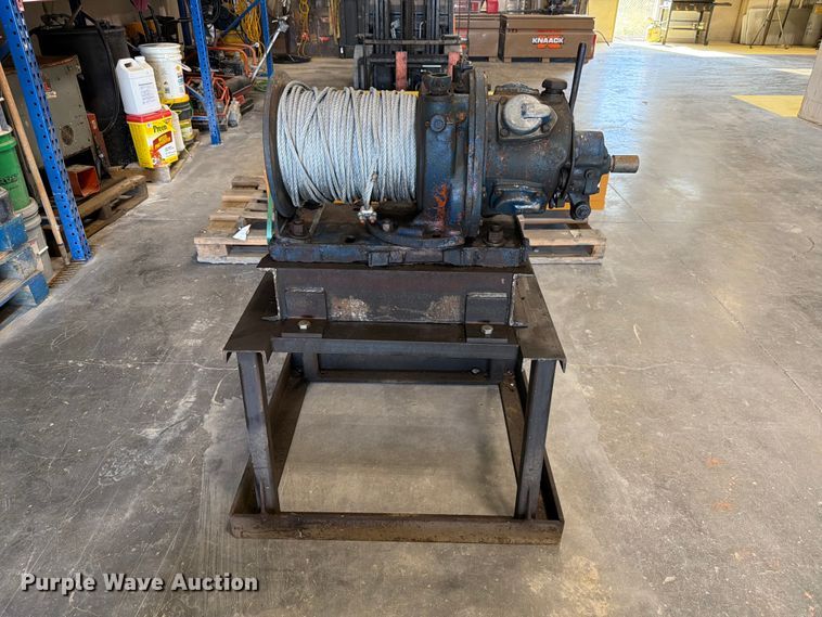 image for item FU0575 Ingersoll Rand EUL winch