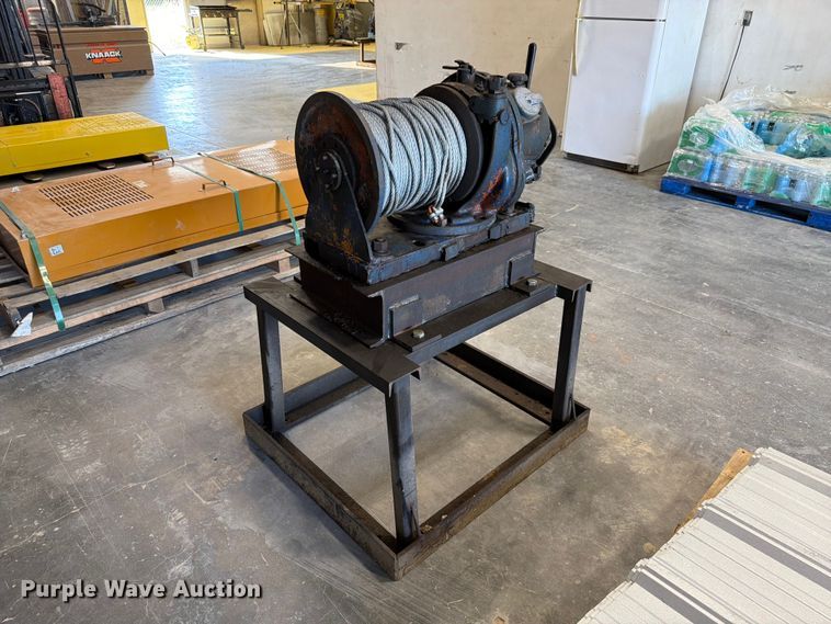 image for item FU0575 Ingersoll Rand EUL winch