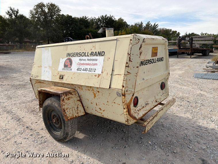 image for item FU0587 1988 Ingersoll Rand P175WD air compressor