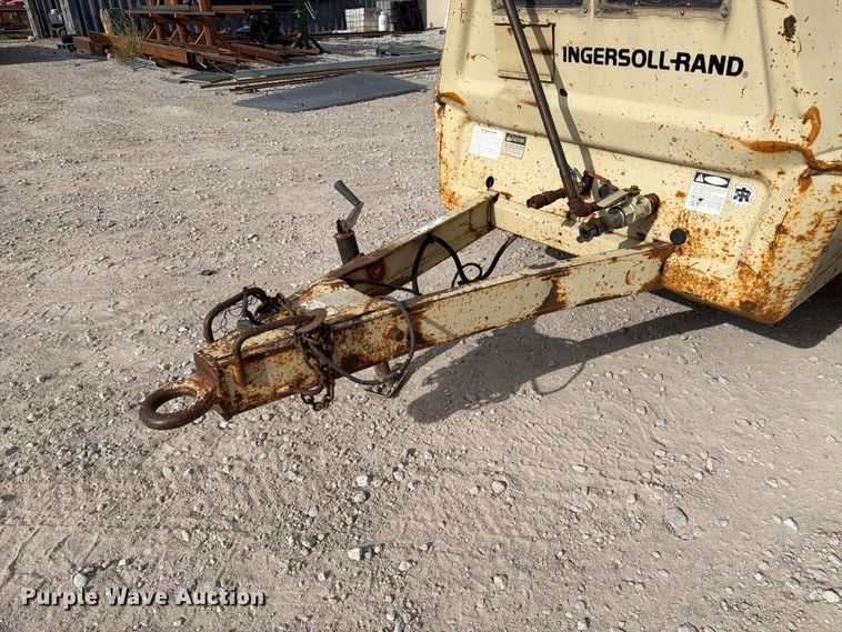 image for item FU0587 1988 Ingersoll Rand P175WD air compressor